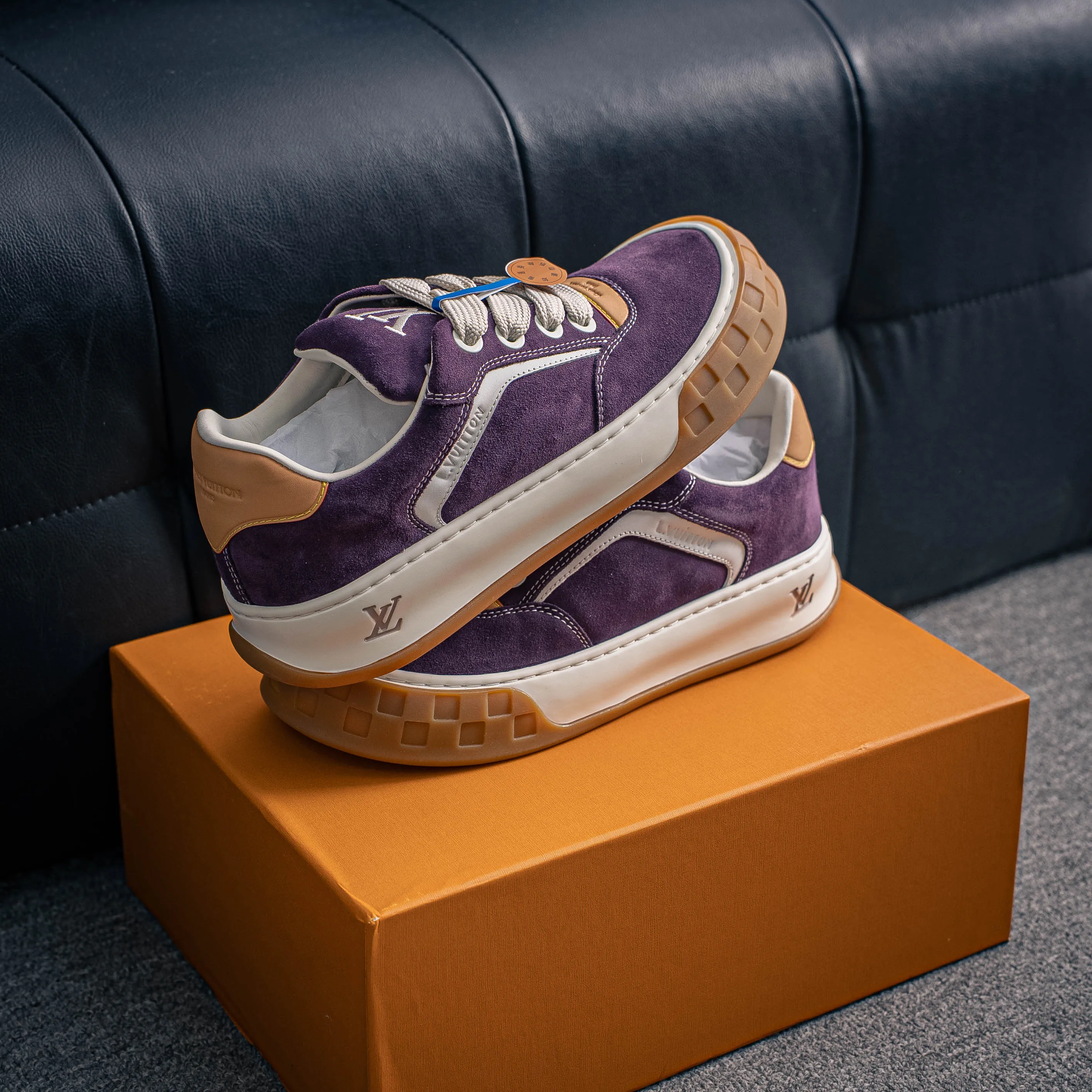 # LV tilted ， Shoes，Sneakers， Shoes，Skate Shoes~~ Sneakers， LV Shoes ， Cushioning TPU Vuitton ，